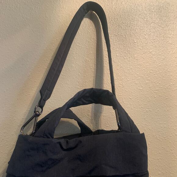 Lululemon On My Level Bag *19L Black Gym Workout Yoga Tote A42 - Picture 11 of 14